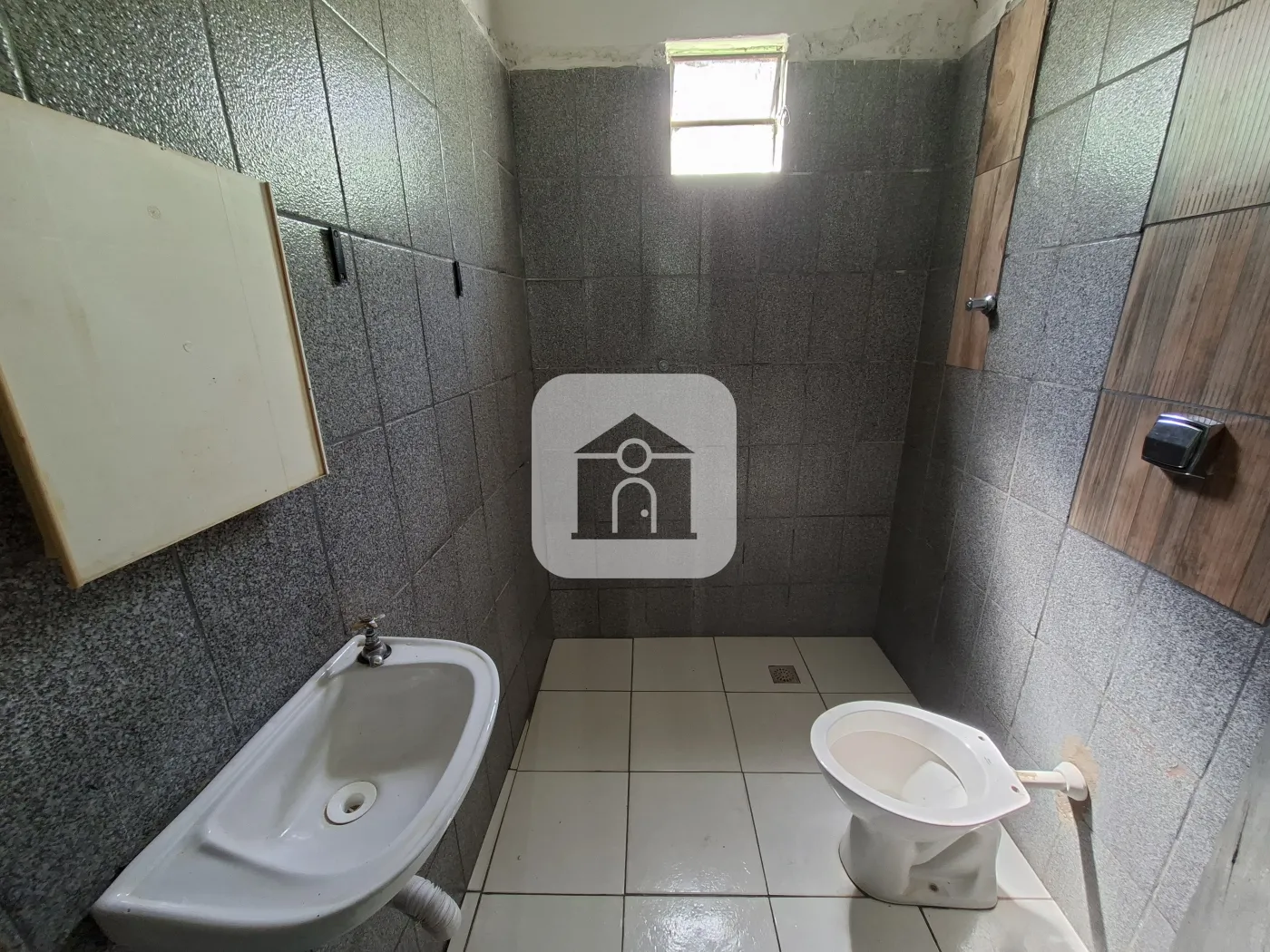 Alugar Casa / Padrão em Uberlândia R$ 1.100,00 - Foto 12