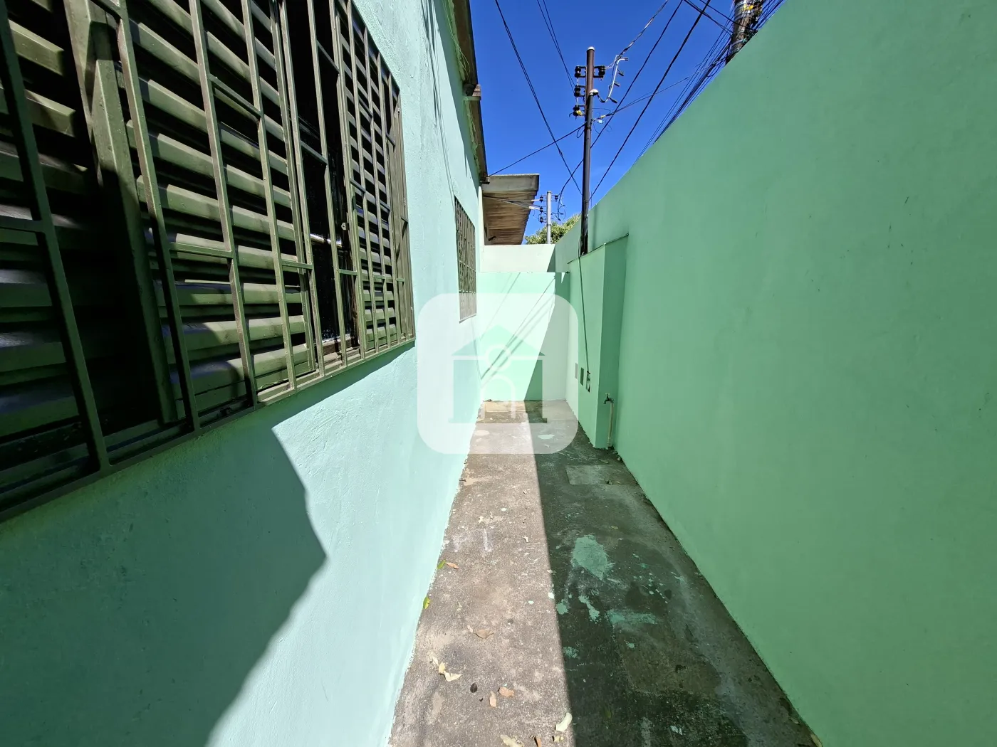 Alugar Casa / Padrão em Uberlândia R$ 1.100,00 - Foto 16