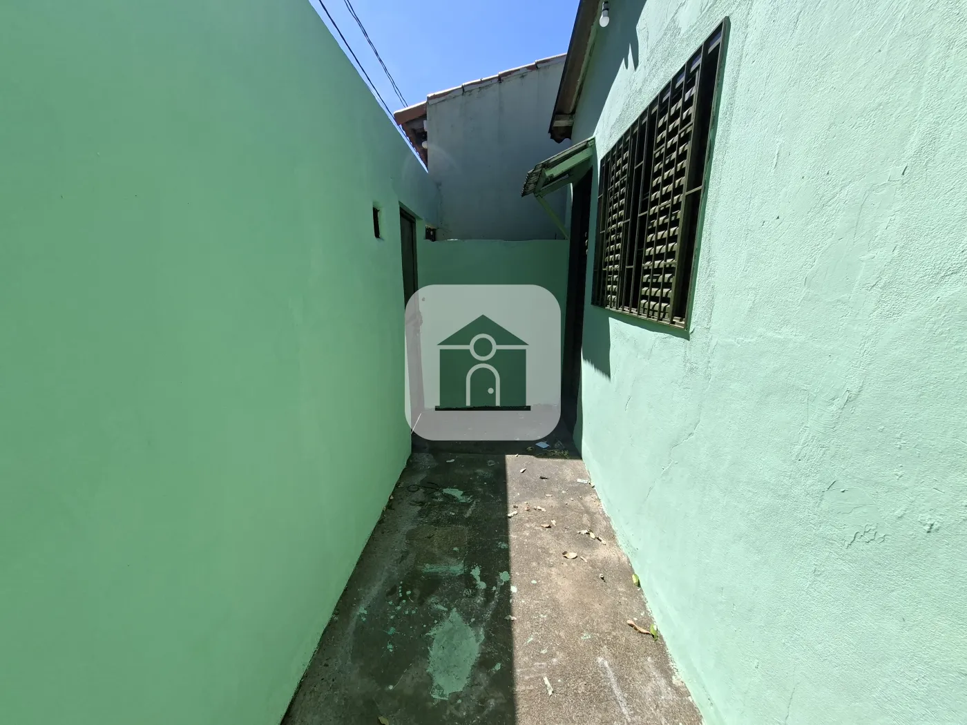 Alugar Casa / Padrão em Uberlândia R$ 1.100,00 - Foto 17