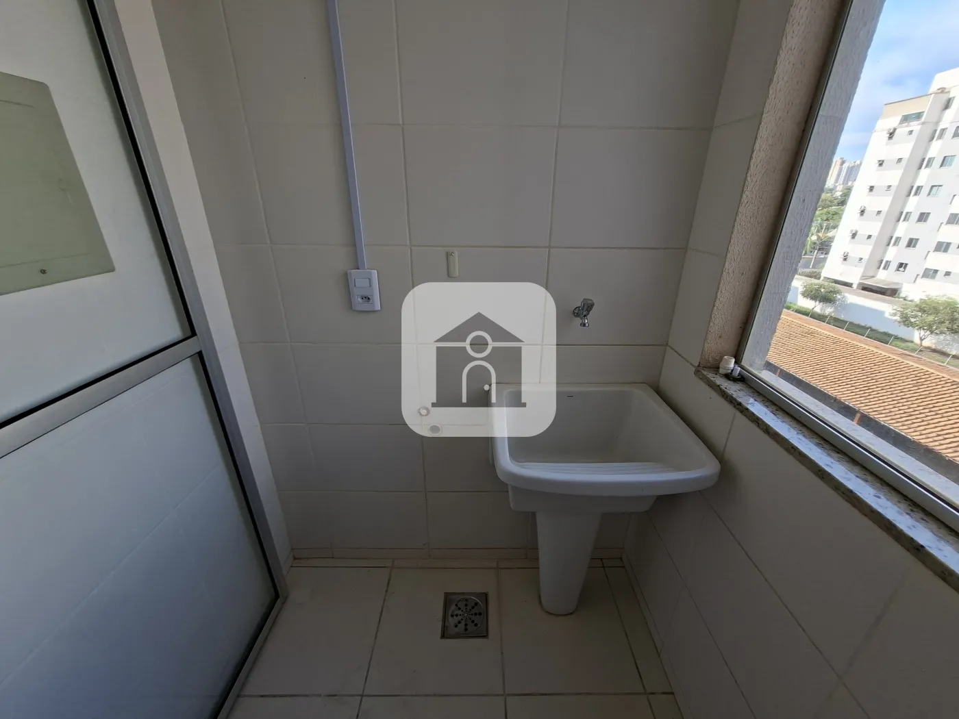 Alugar Apartamento / Padrão em Uberlândia R$ 1.700,00 - Foto 13