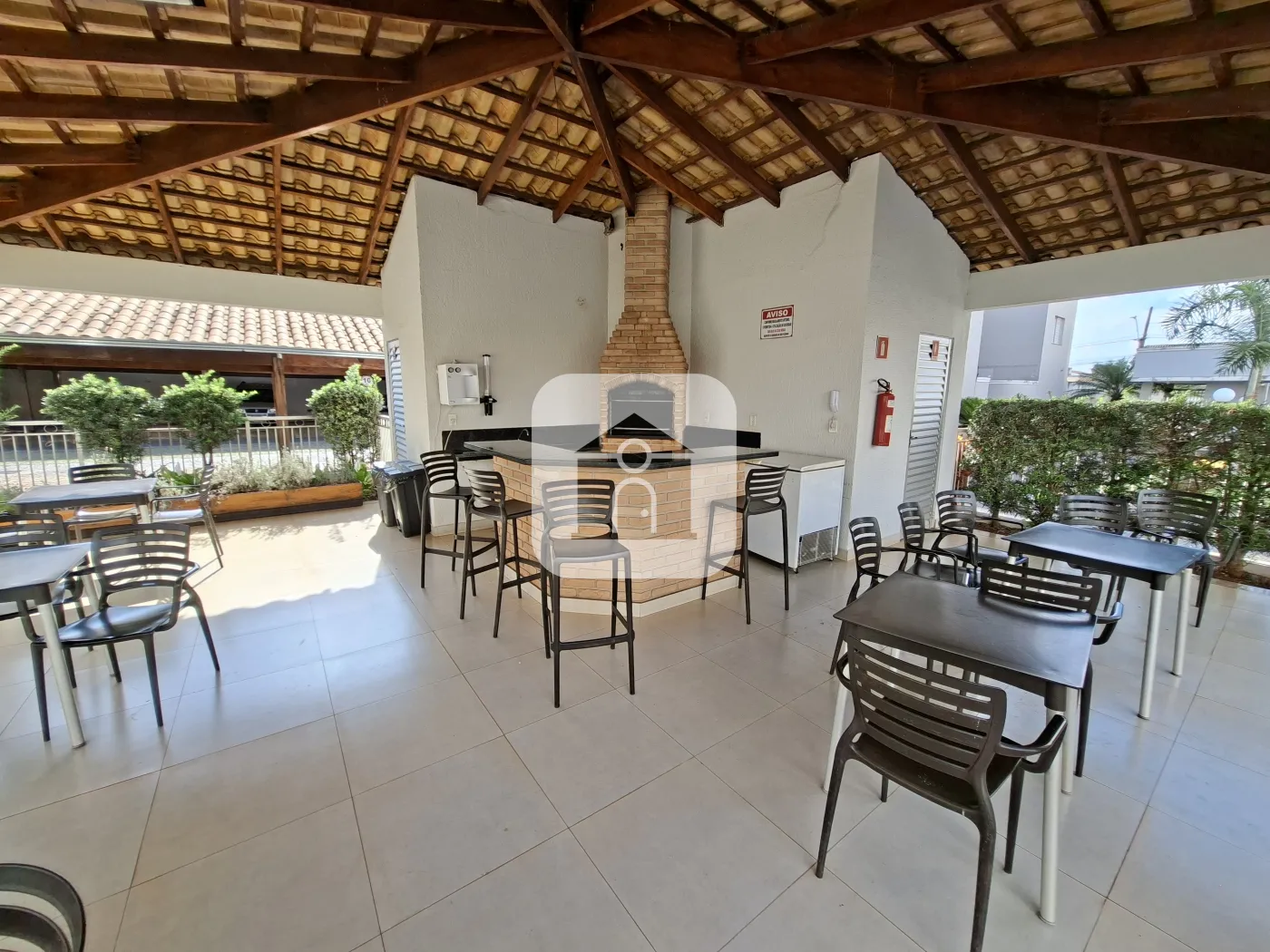 Alugar Apartamento / Padrão em Uberlândia R$ 1.700,00 - Foto 16