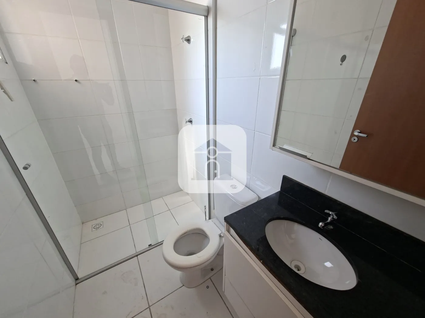 Alugar Apartamento / Padrão em Uberlândia R$ 1.100,00 - Foto 16