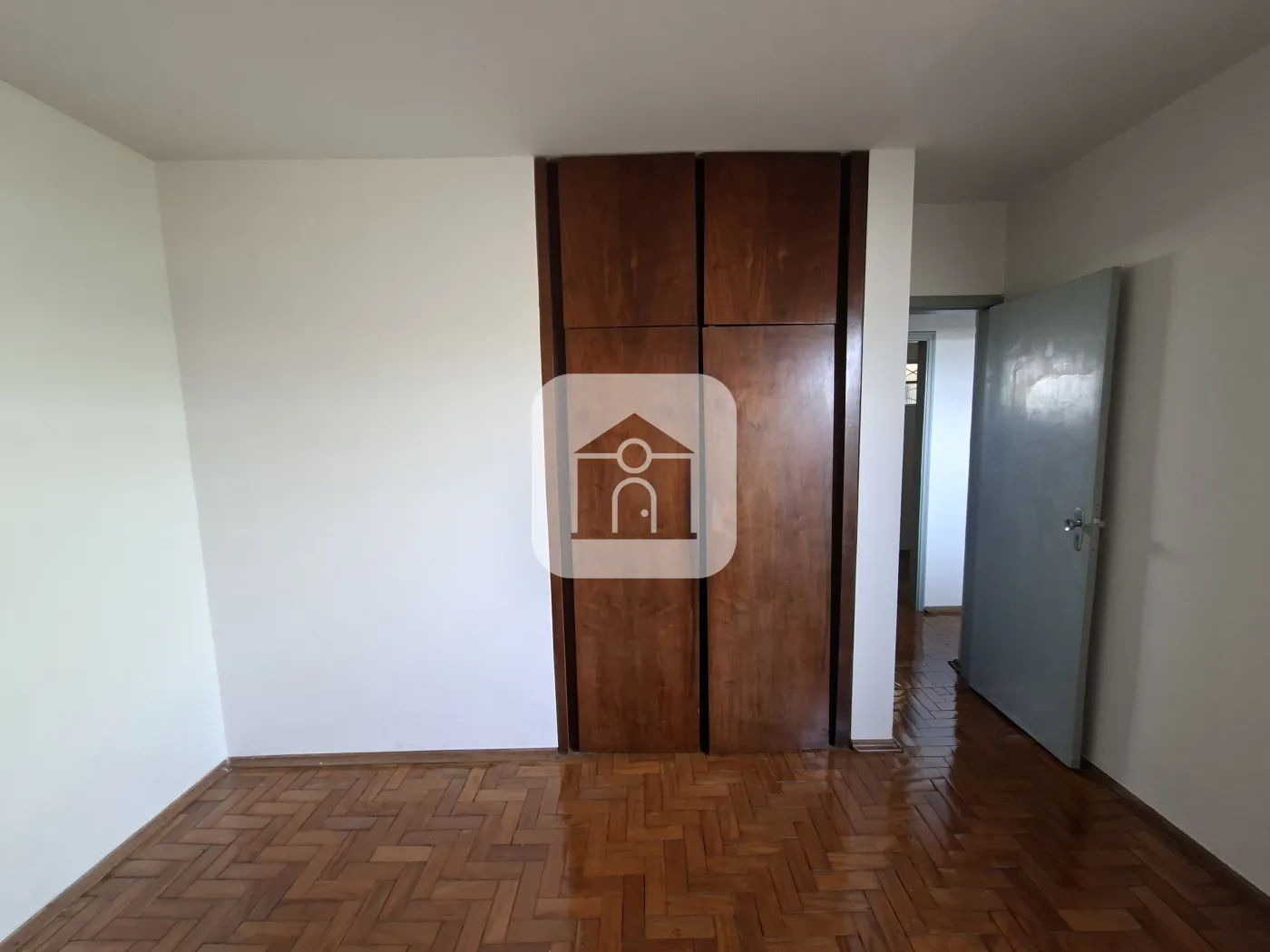 Alugar Apartamento / Padrão em Uberlândia R$ 1.500,00 - Foto 6