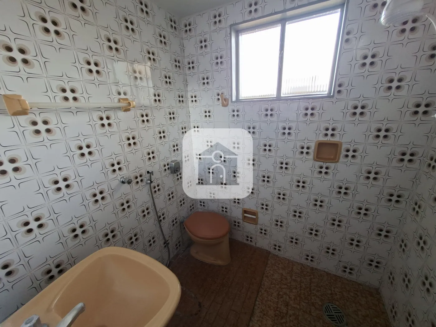 Alugar Apartamento / Padrão em Uberlândia R$ 1.500,00 - Foto 12