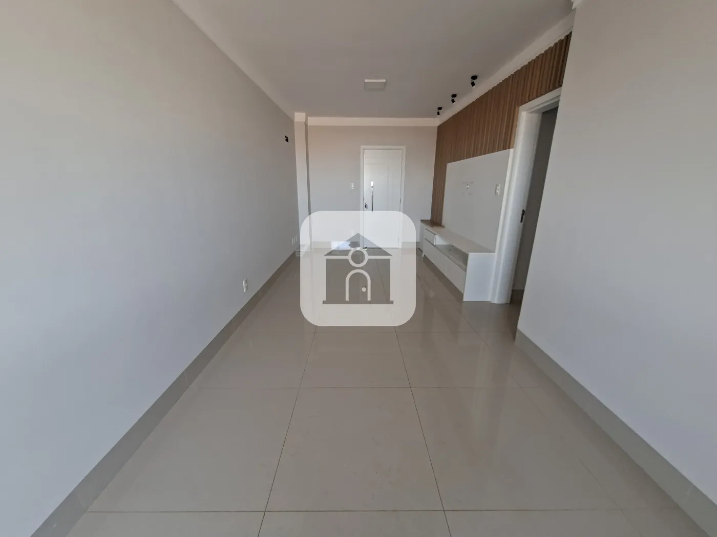 Alugar Apartamento / Padrão em Uberlândia R$ 3.400,00 - Foto 6