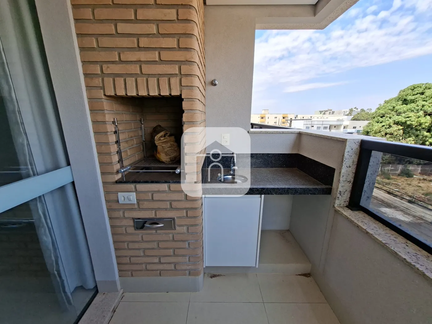 Alugar Apartamento / Padrão em Uberlândia R$ 3.400,00 - Foto 17