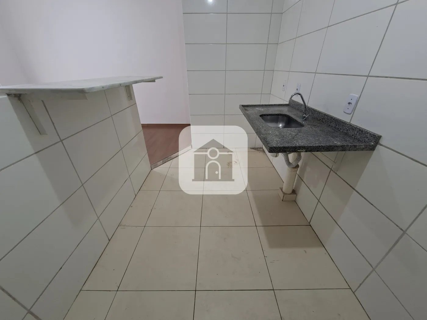 Alugar Apartamento / Padrão em Uberlândia R$ 1.200,00 - Foto 7