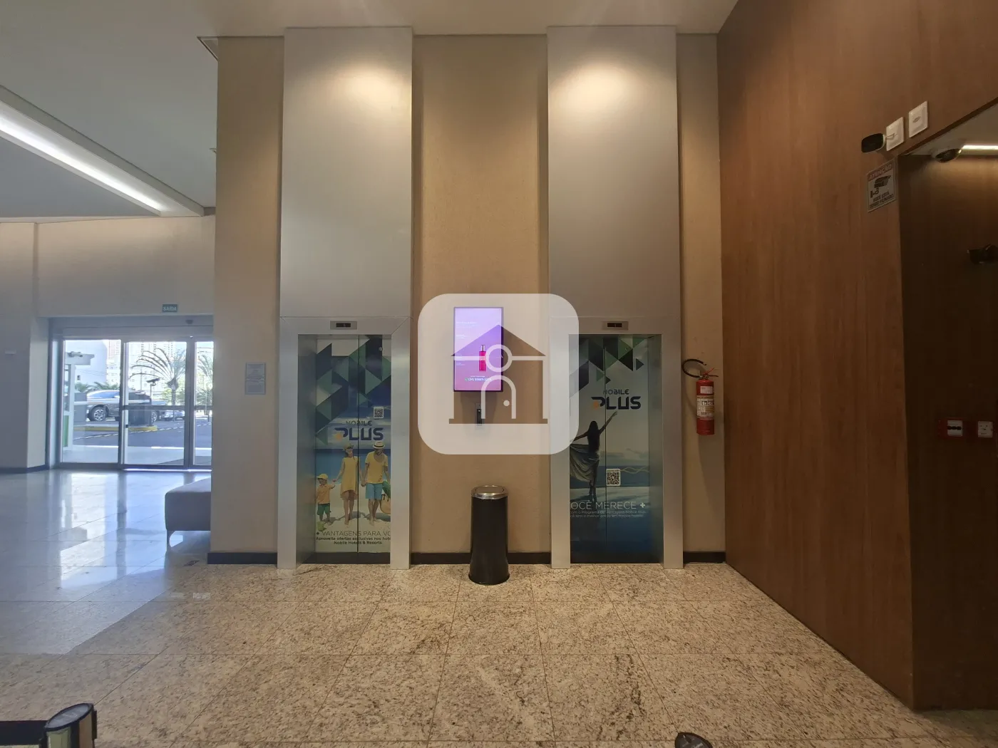 Comprar Apartamento / Padrão em Uberlândia - Foto 2