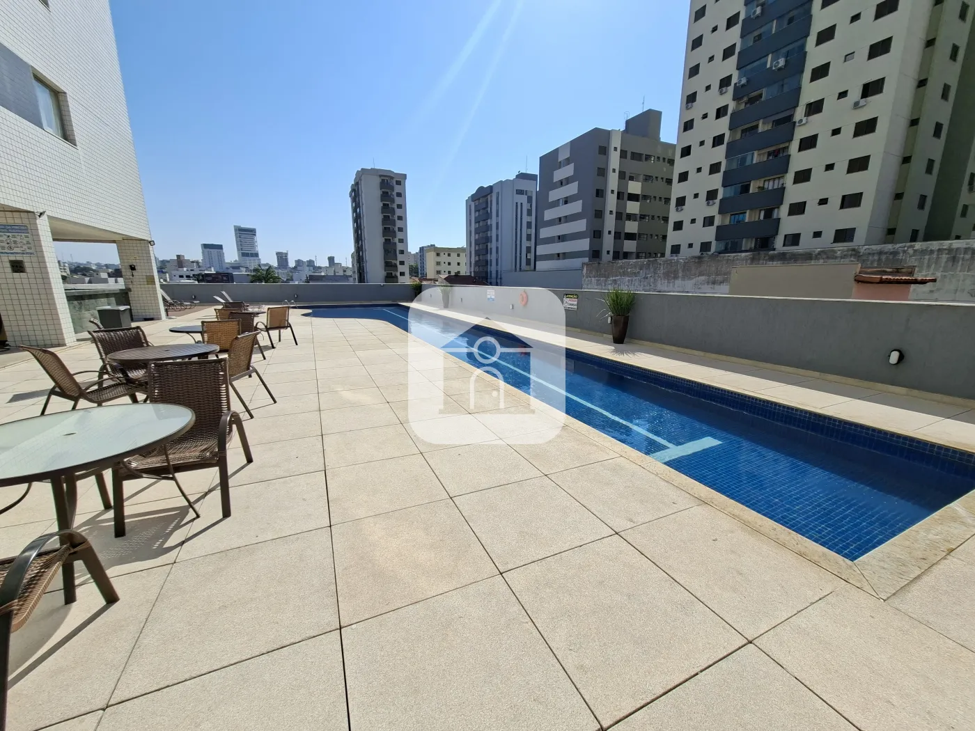 Comprar Apartamento / Padrão em Uberlândia - Foto 11