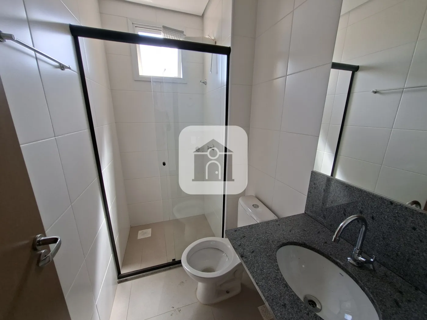 Alugar Apartamento / Padrão em Uberlândia R$ 2.500,00 - Foto 7