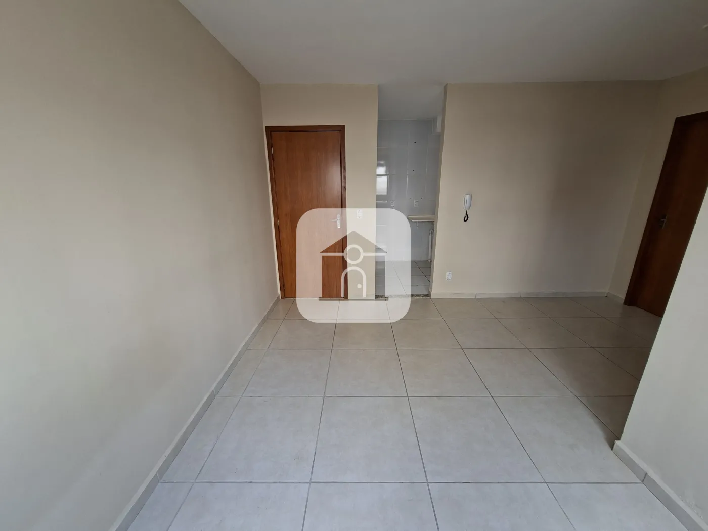 Alugar Apartamento / Padrão em Uberlândia R$ 900,00 - Foto 4