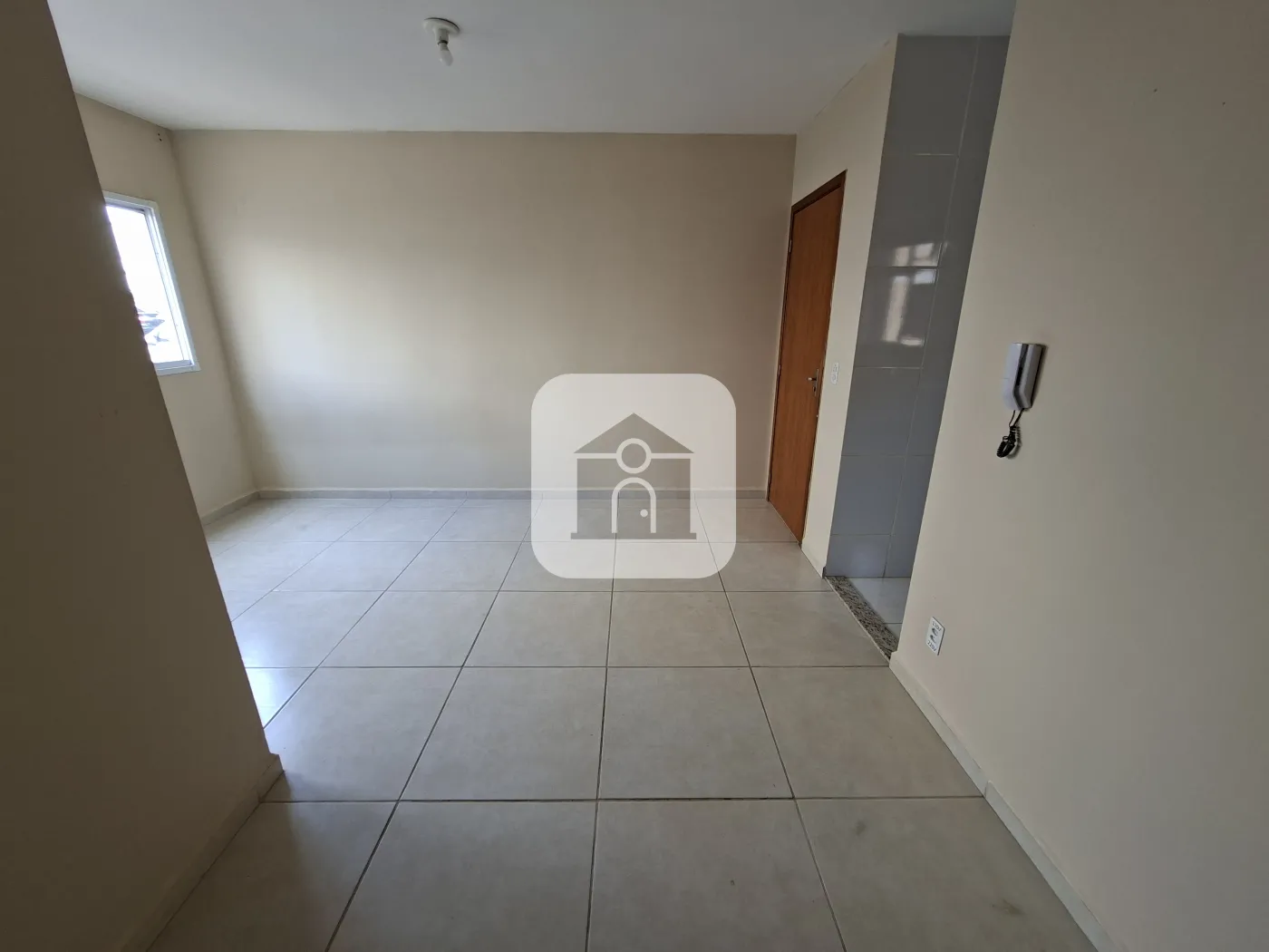Alugar Apartamento / Padrão em Uberlândia R$ 900,00 - Foto 5