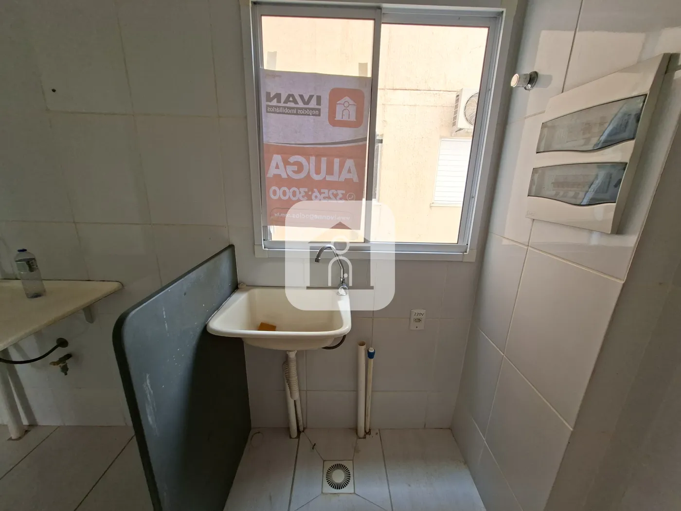 Alugar Apartamento / Padrão em Uberlândia R$ 900,00 - Foto 7