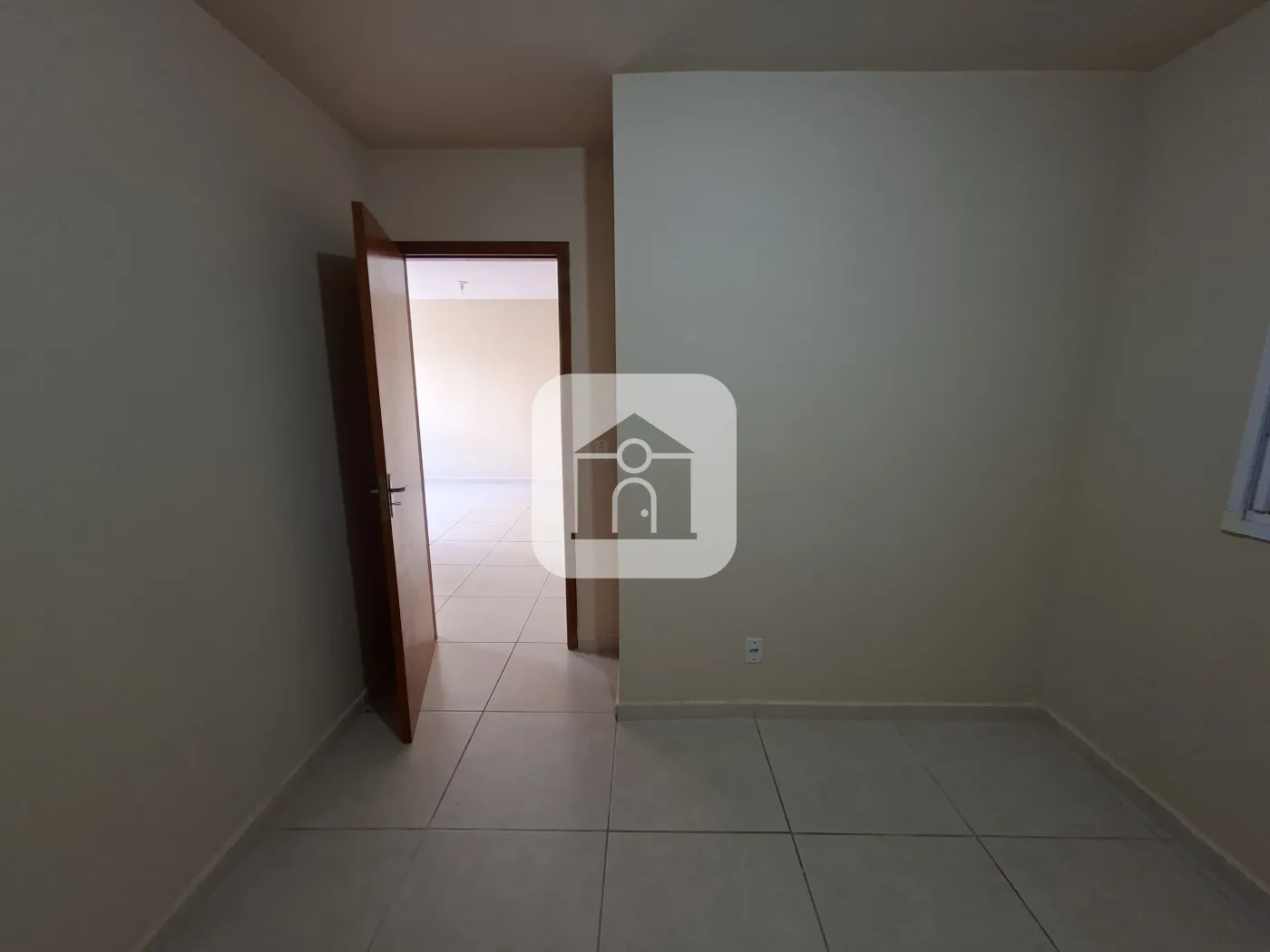 Alugar Apartamento / Padrão em Uberlândia R$ 900,00 - Foto 9