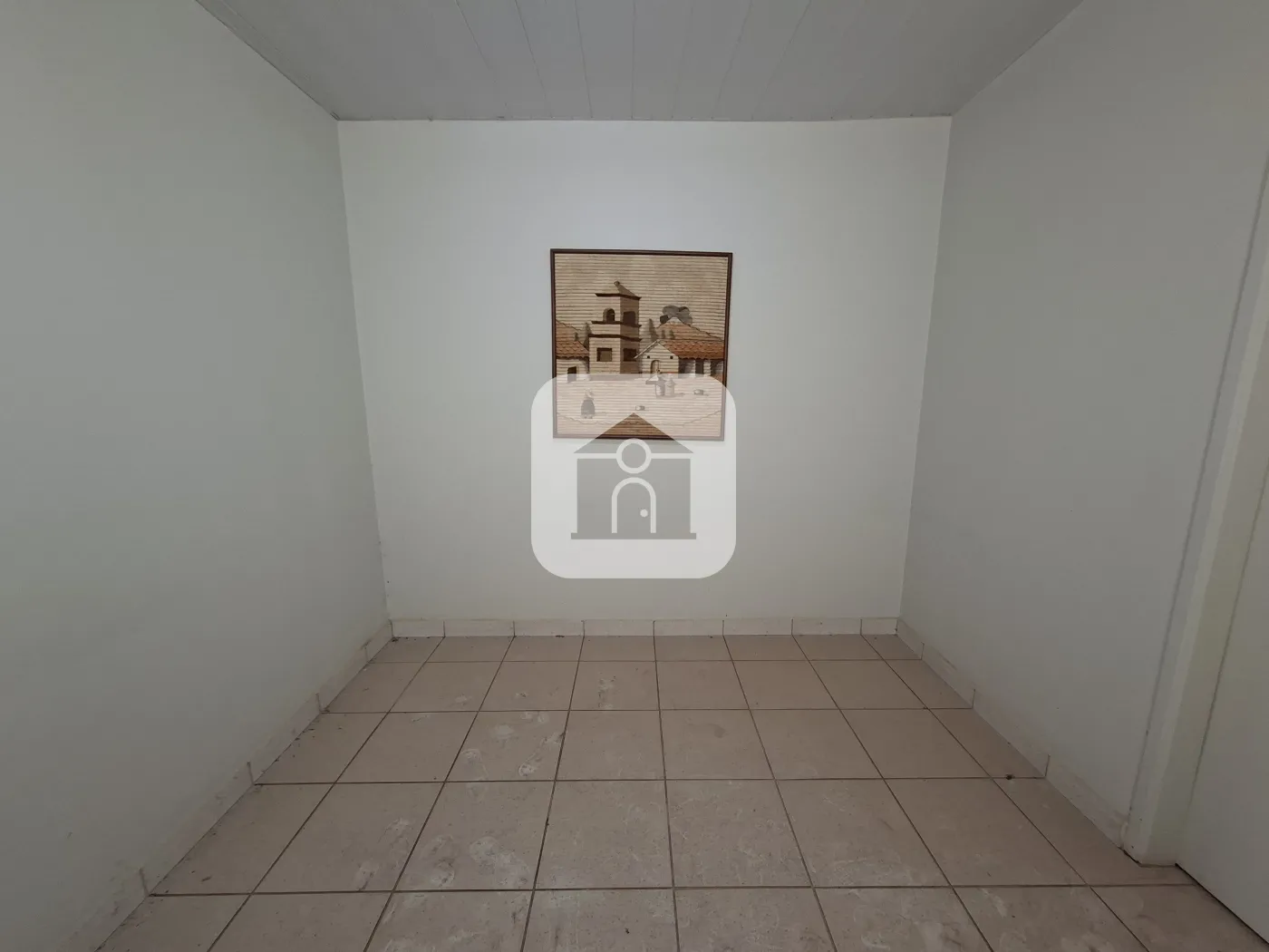 Alugar Casa / Padrão em Uberlândia R$ 2.000,00 - Foto 1
