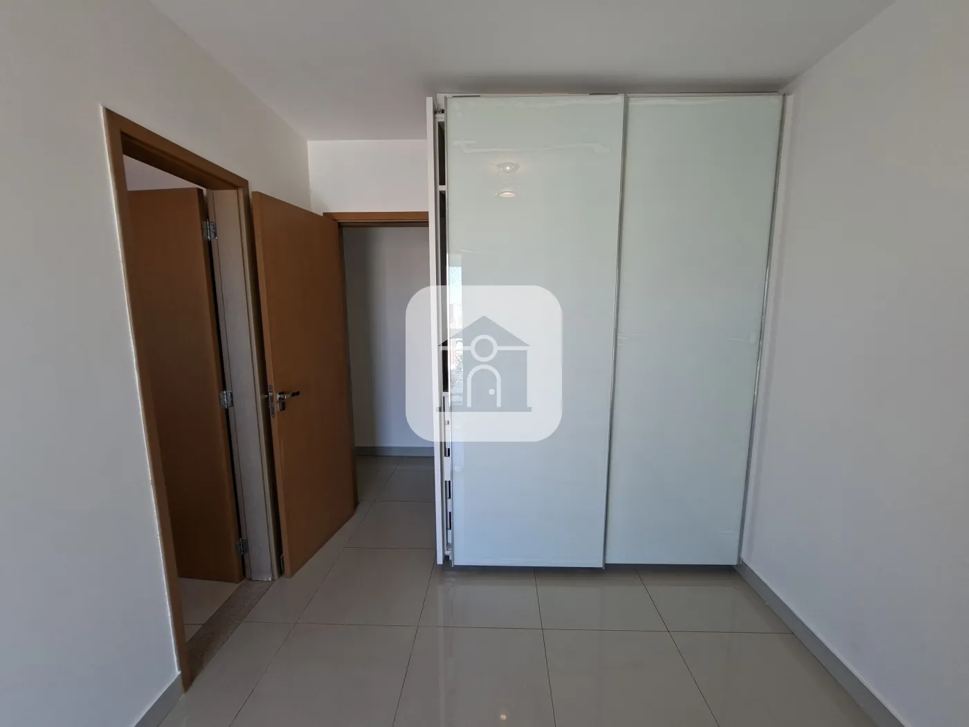 Alugar Apartamento / Padrão em Uberlândia R$ 6.000,00 - Foto 9