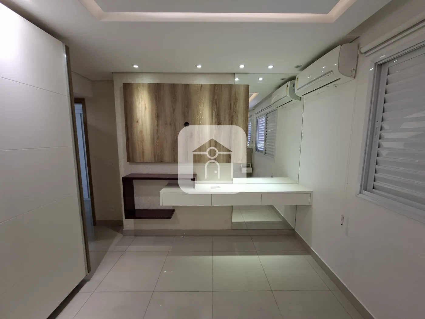 Alugar Apartamento / Padrão em Uberlândia R$ 6.000,00 - Foto 15