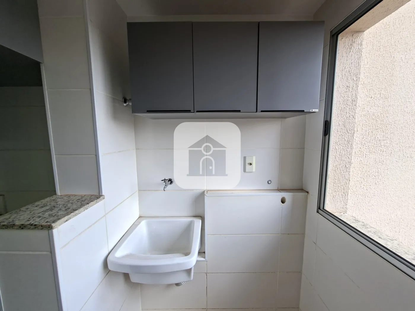 Alugar Apartamento / Padrão em Uberlândia R$ 2.000,00 - Foto 4