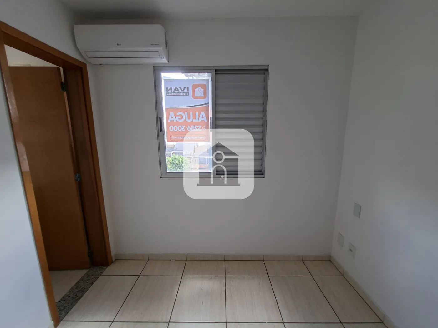 Alugar Apartamento / Padrão em Uberlândia R$ 2.000,00 - Foto 8