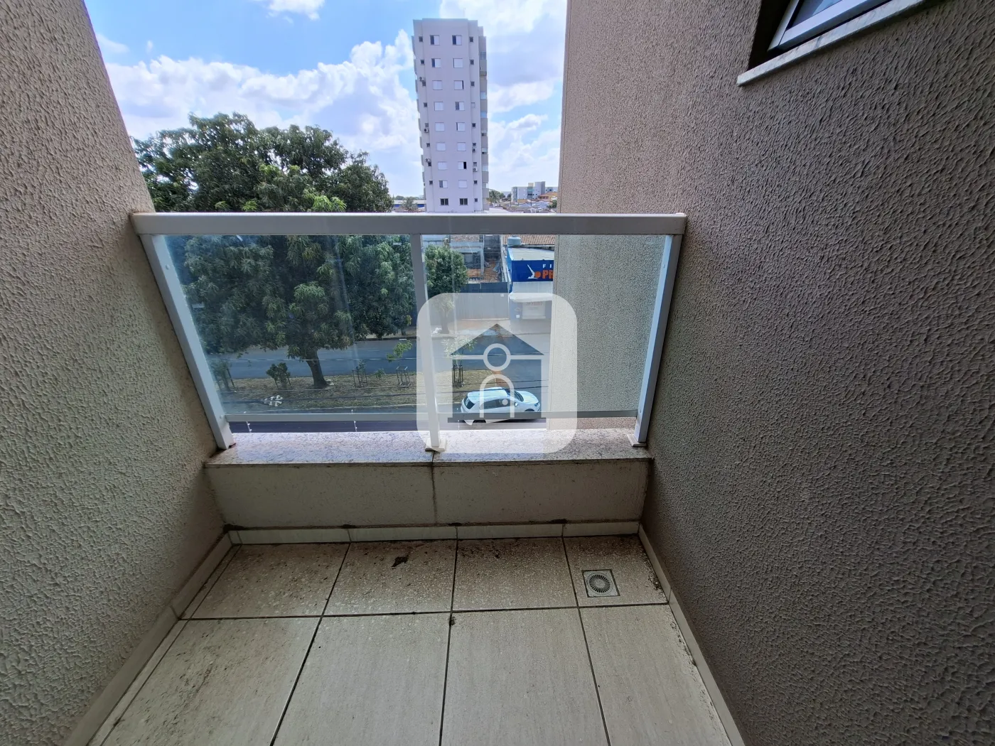 Alugar Apartamento / Padrão em Uberlândia R$ 2.000,00 - Foto 11