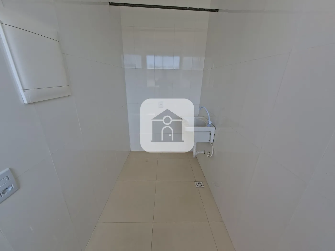 Alugar Apartamento / Sobrado em Uberlândia R$ 2.800,00 - Foto 4
