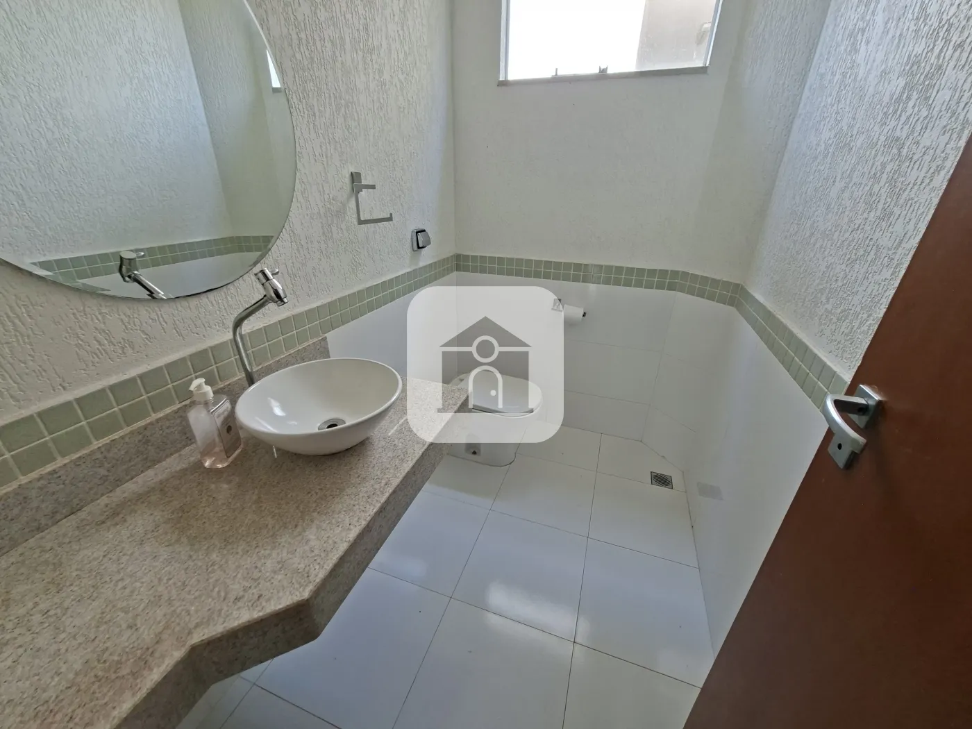Alugar Casa / Padrão em Uberlândia R$ 12.500,00 - Foto 5