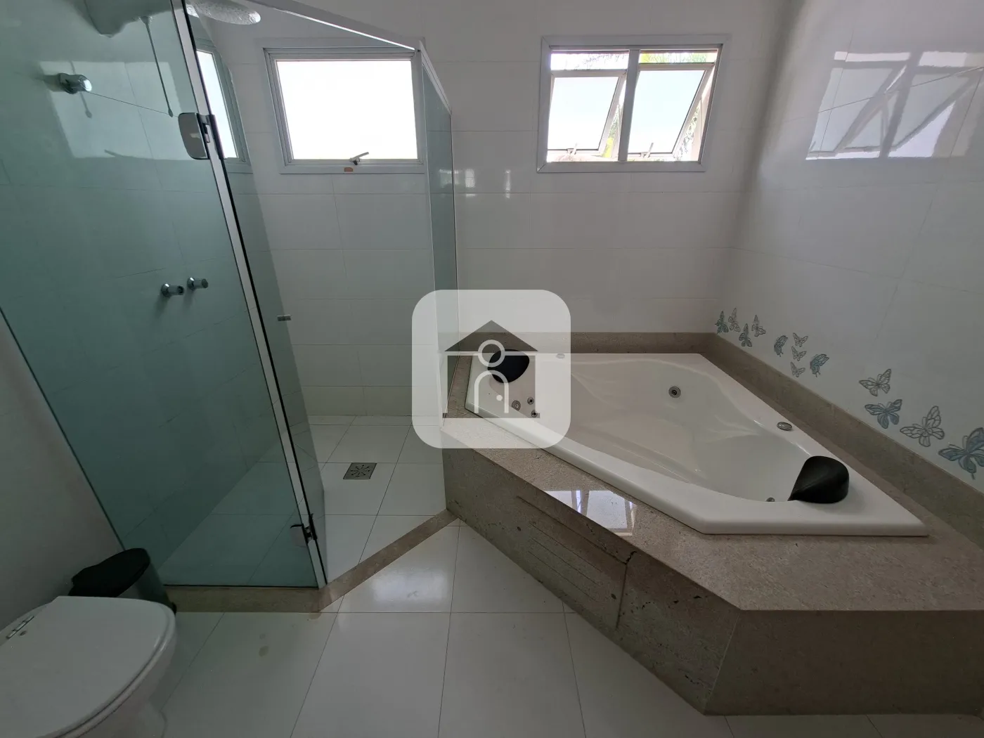 Alugar Casa / Padrão em Uberlândia R$ 12.500,00 - Foto 16