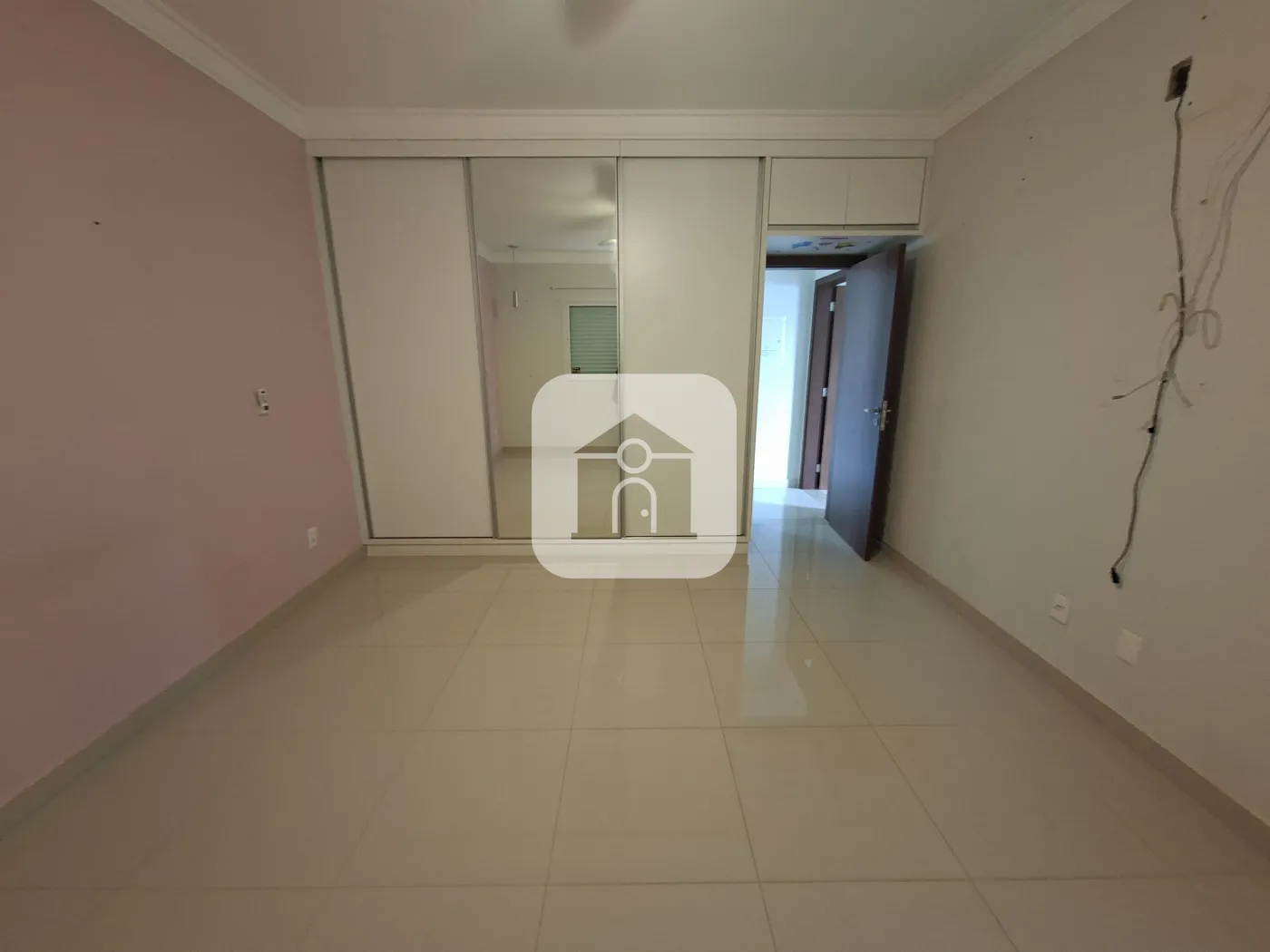 Alugar Casa / Padrão em Uberlândia R$ 12.500,00 - Foto 17