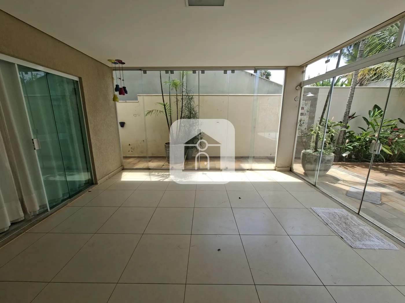 Alugar Casa / Padrão em Uberlândia R$ 12.500,00 - Foto 30