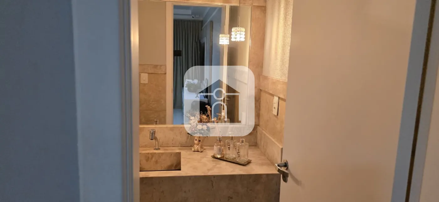 Comprar Casa / Condomínio ou Loteamento Fechado em Uberlândia R$ 890.000,00 - Foto 12