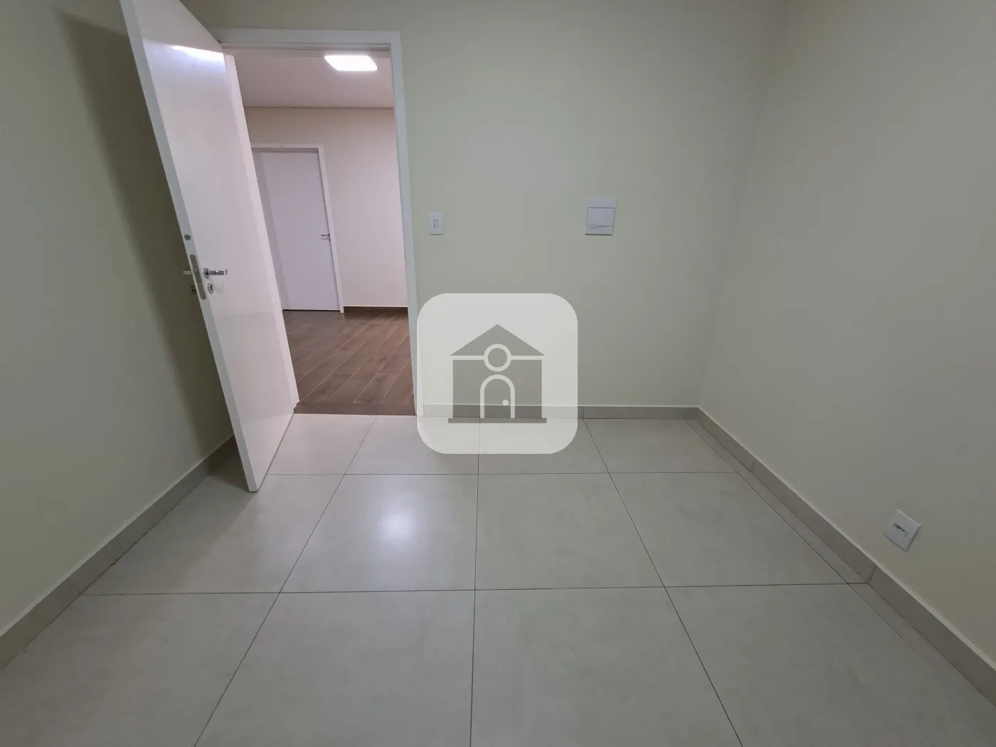 Alugar Comercial / Casa Comercial em Uberlândia R$ 15.000,00 - Foto 9