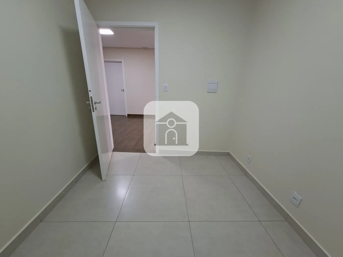 Alugar Comercial / Casa Comercial em Uberlândia R$ 15.000,00 - Foto 11