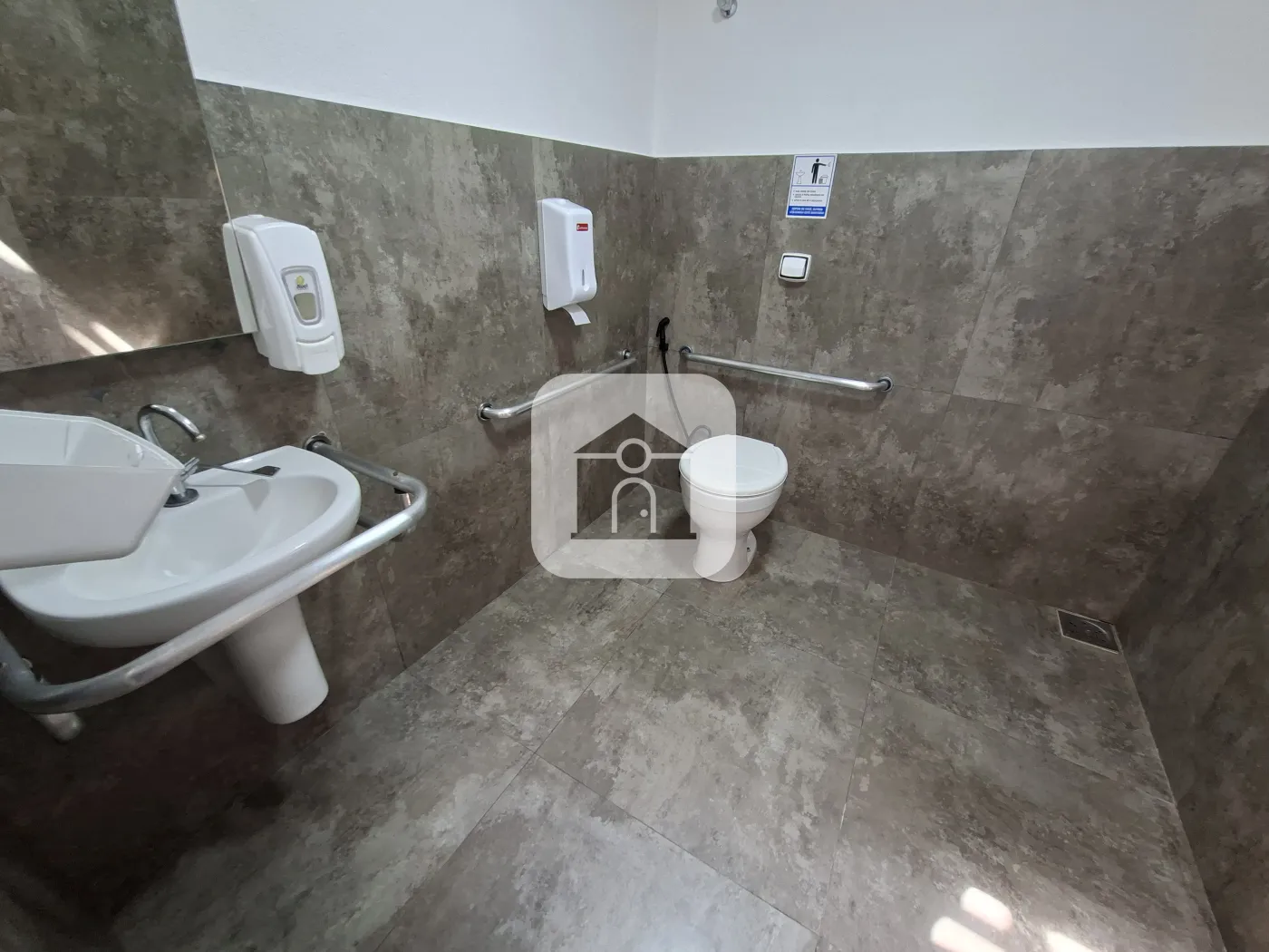 Alugar Comercial / Casa Comercial em Uberlândia R$ 15.000,00 - Foto 18