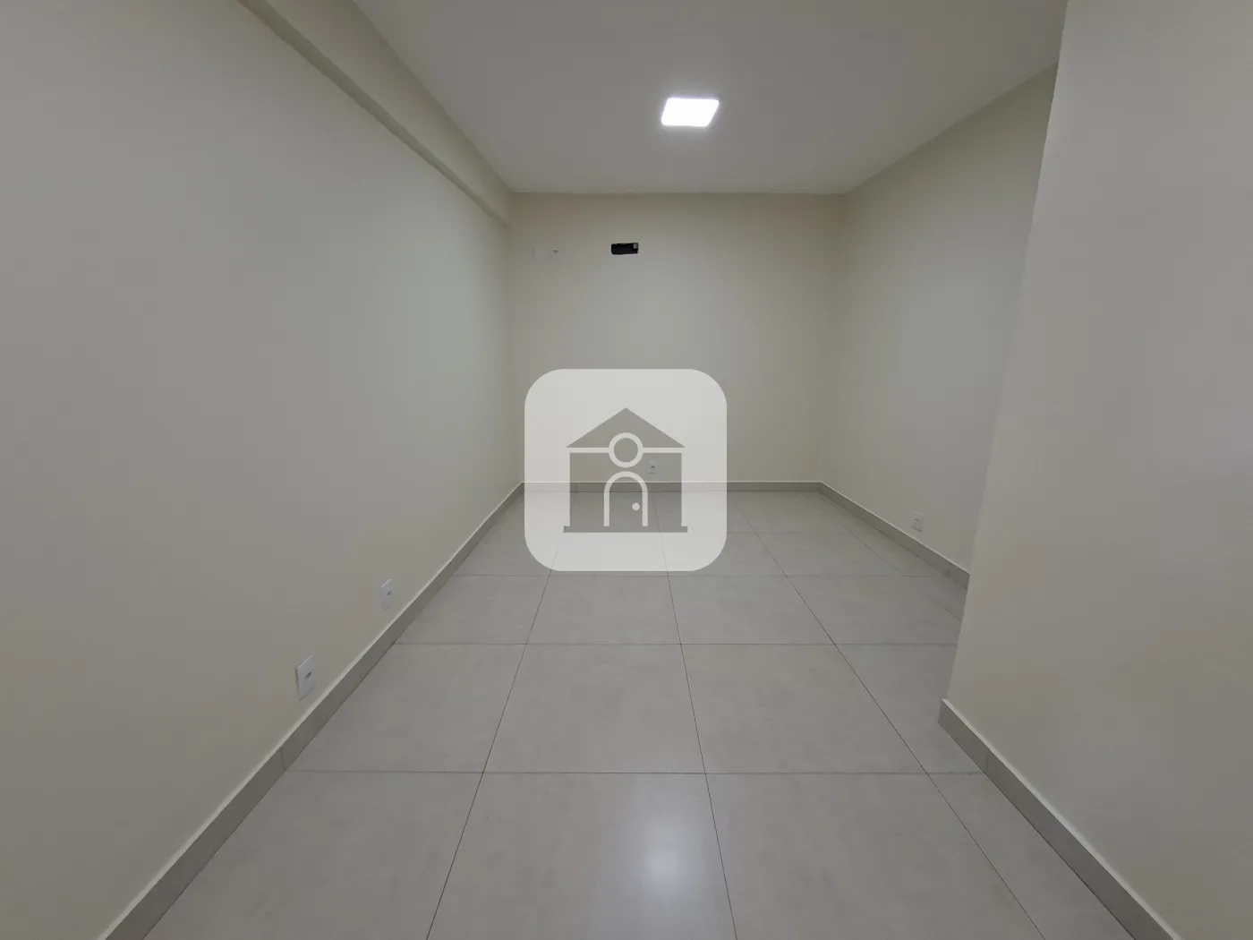 Alugar Comercial / Casa Comercial em Uberlândia R$ 15.000,00 - Foto 21