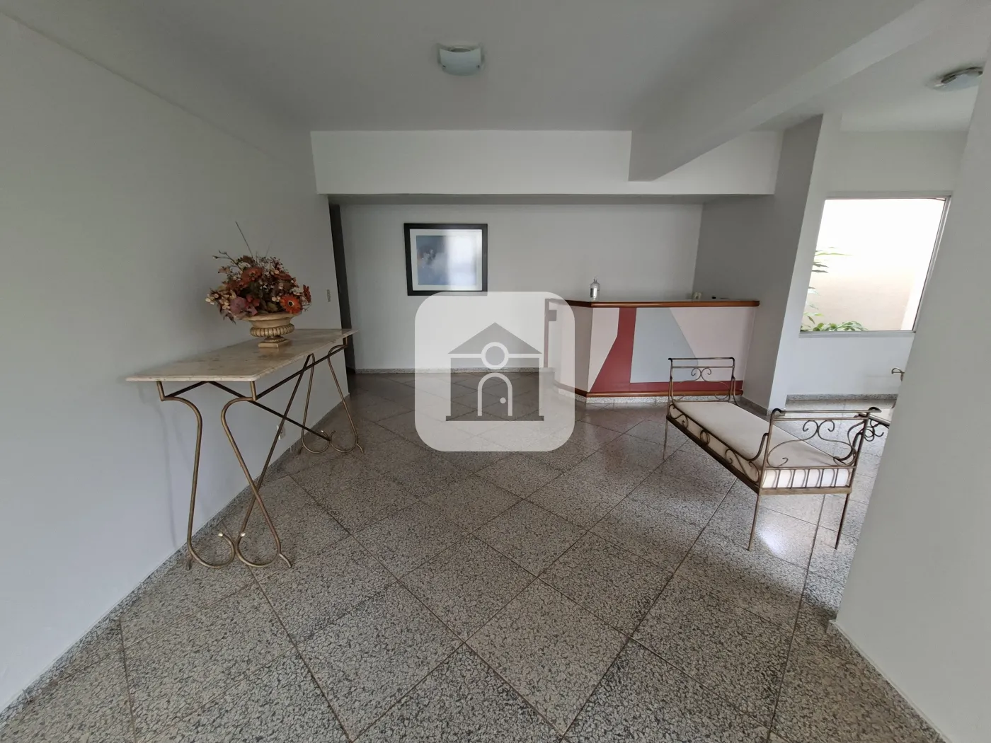 Alugar Apartamento / Padrão em Uberlândia R$ 2.500,00 - Foto 2