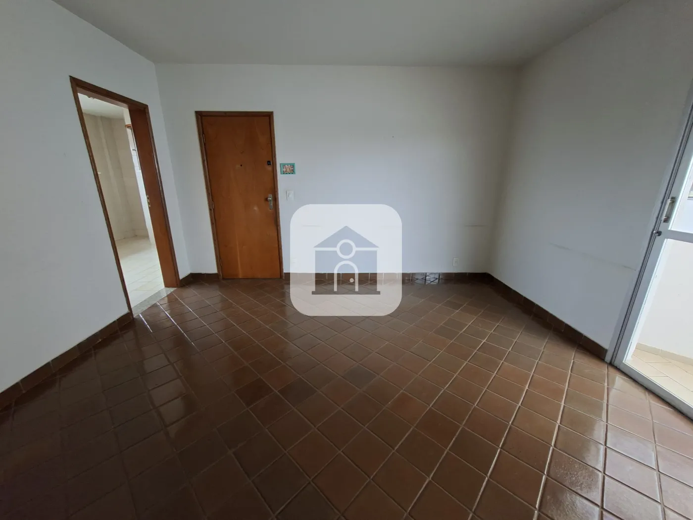 Alugar Apartamento / Padrão em Uberlândia R$ 2.500,00 - Foto 5