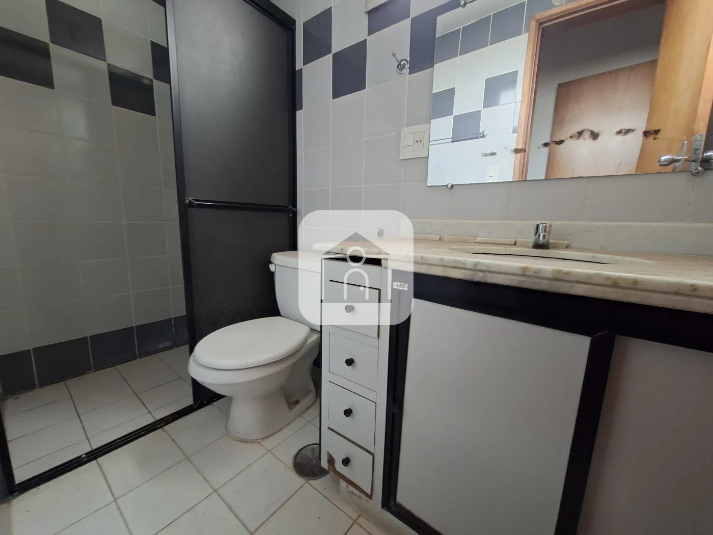 Alugar Apartamento / Padrão em Uberlândia R$ 2.500,00 - Foto 14