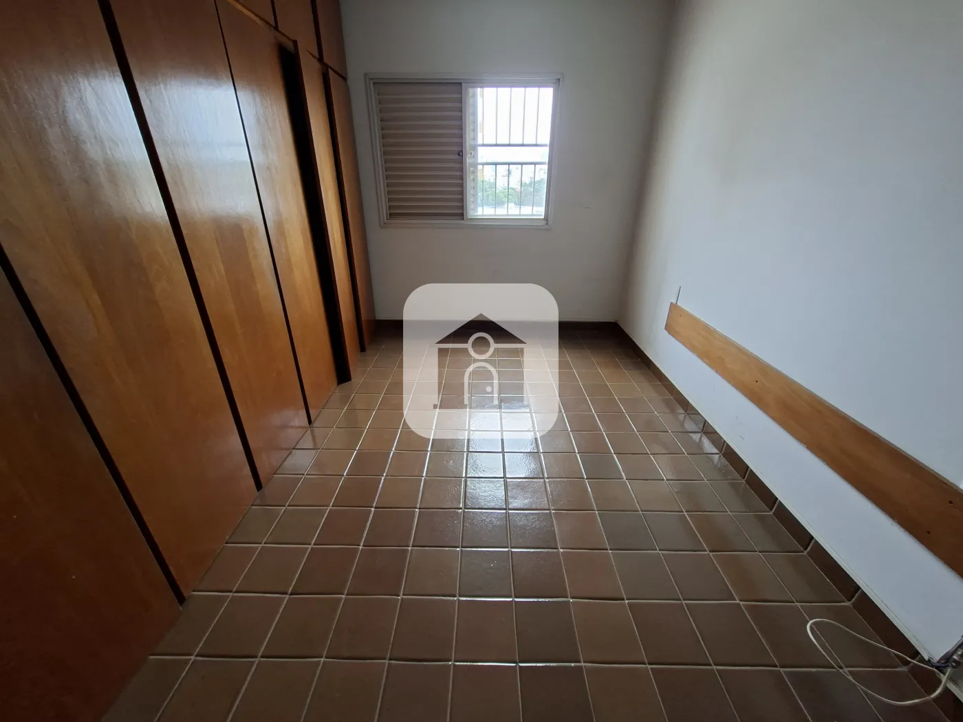 Alugar Apartamento / Padrão em Uberlândia R$ 2.500,00 - Foto 16