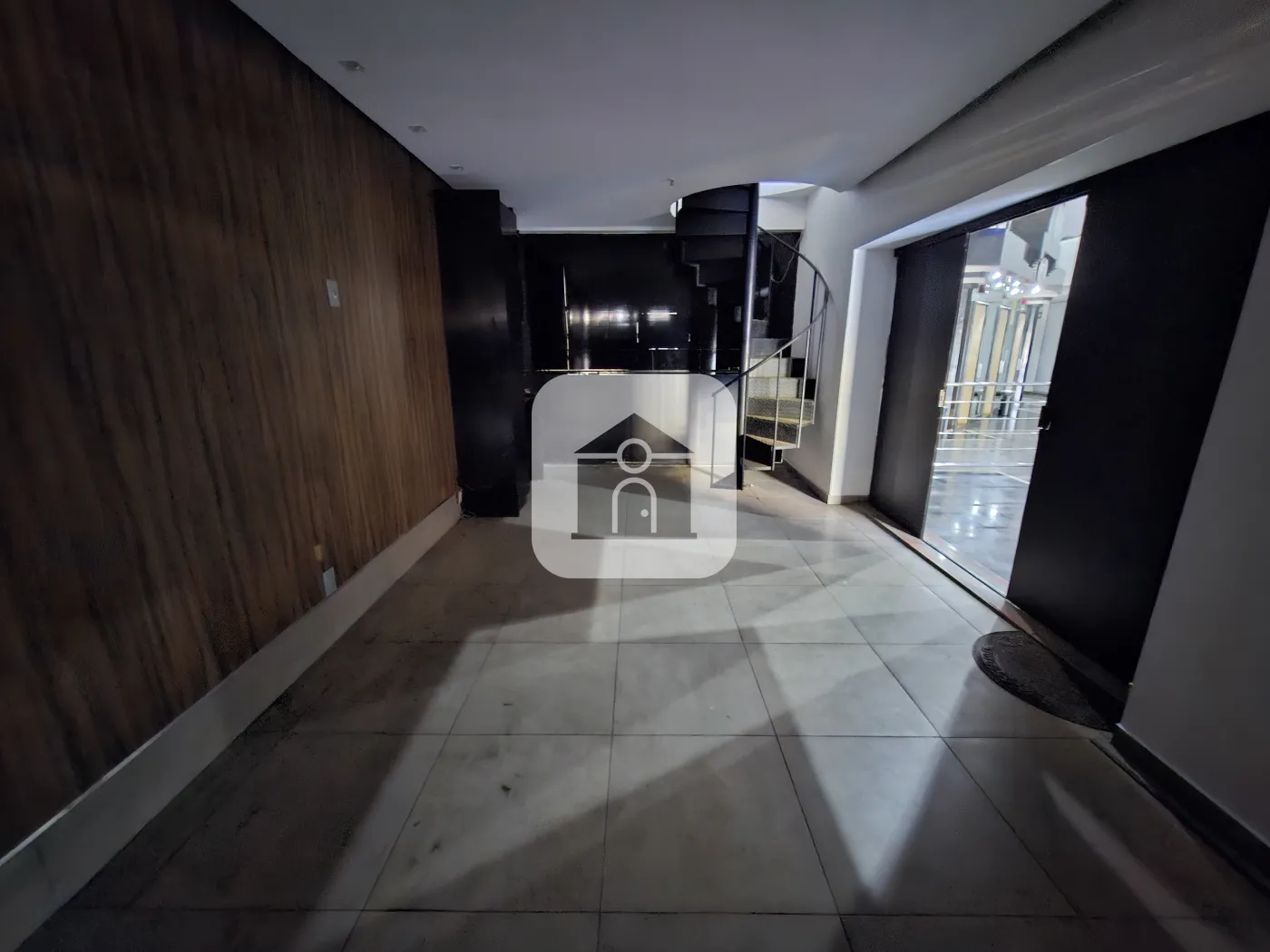 Alugar Comercial / Loja em Uberlândia R$ 4.000,00 - Foto 3