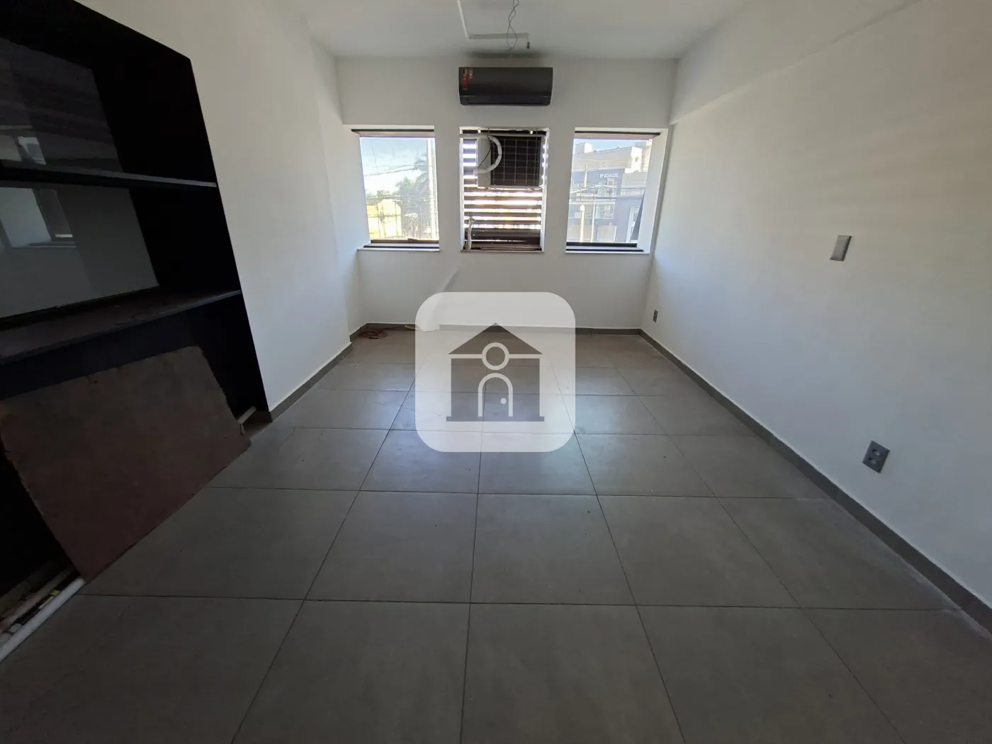 Alugar Comercial / Loja em Uberlândia R$ 4.000,00 - Foto 6