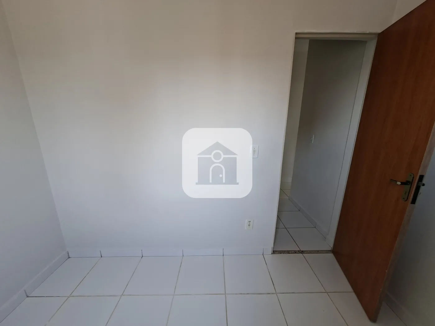 Alugar Apartamento / Padrão em Uberlândia R$ 1.000,00 - Foto 12
