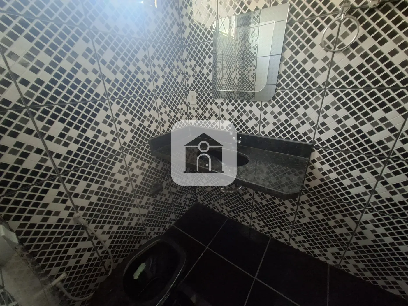 Alugar Casa / Padrão em Uberlândia R$ 2.000,00 - Foto 13