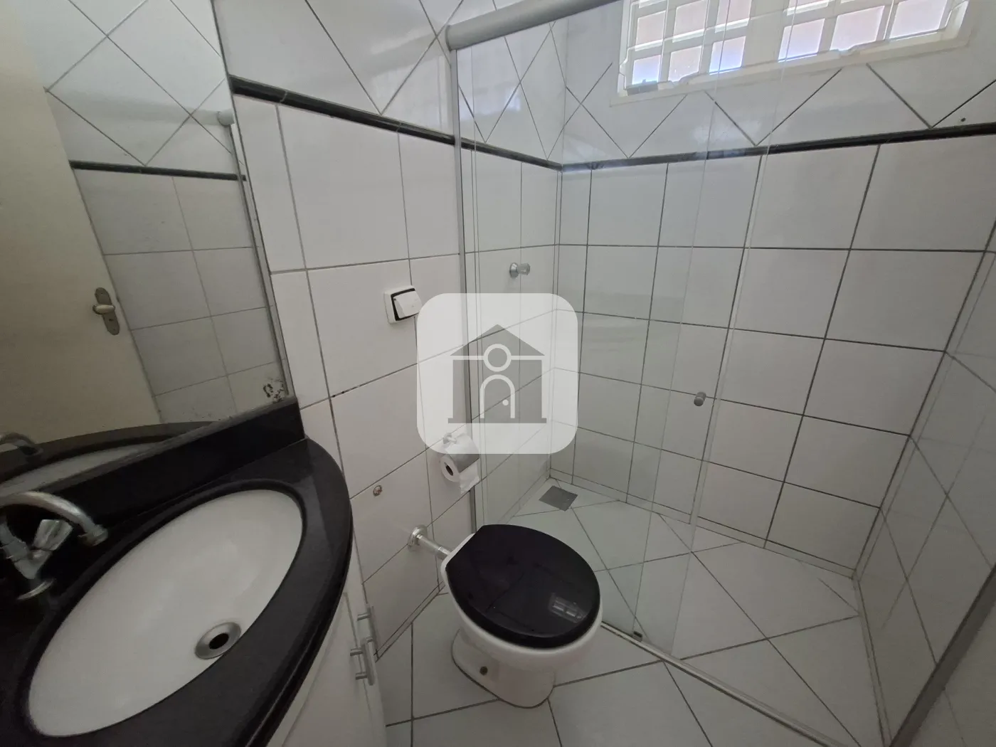 Alugar Casa / Padrão em Uberlândia R$ 2.500,00 - Foto 7