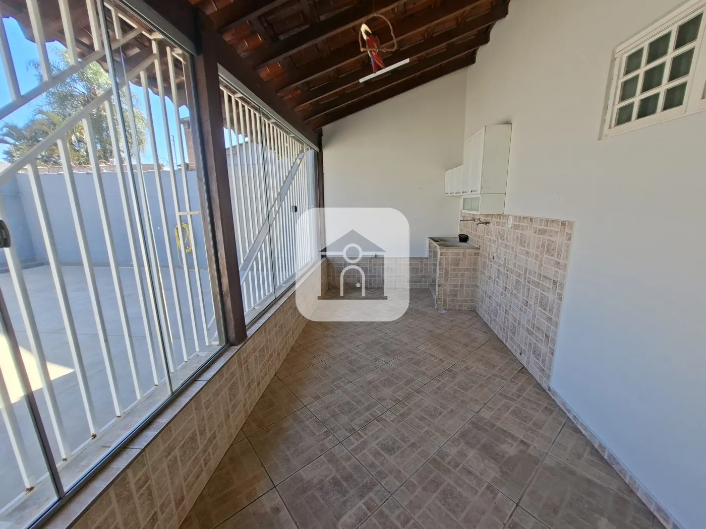 Alugar Casa / Padrão em Uberlândia R$ 2.500,00 - Foto 10