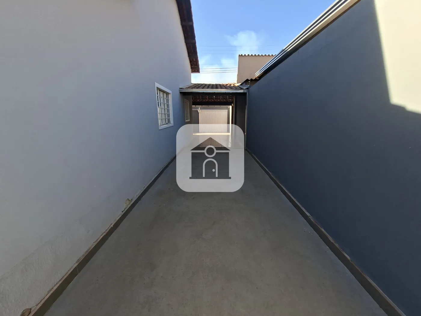 Alugar Casa / Padrão em Uberlândia R$ 2.500,00 - Foto 14