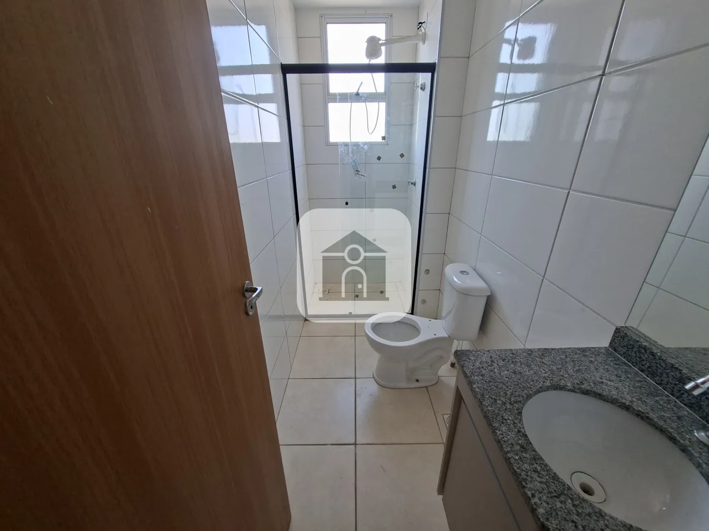 Alugar Apartamento / Padrão em Uberlândia R$ 1.650,00 - Foto 17