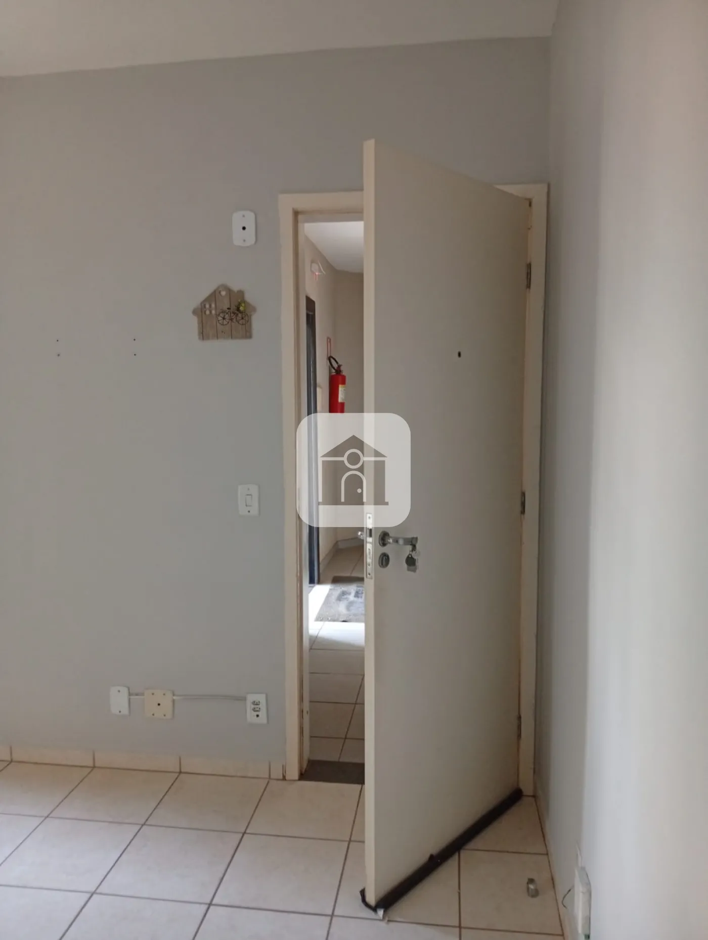 Comprar Apartamento / Padrão em Uberlândia R$ 150.000,00 - Foto 16