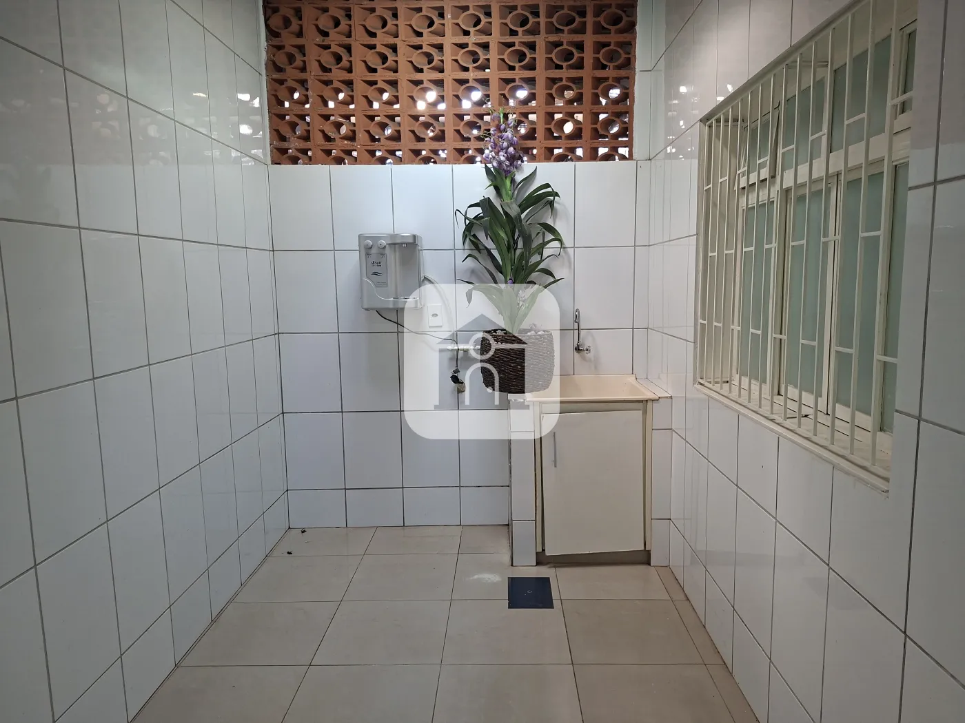 Alugar Casa / Sobrado em Uberlândia R$ 3.300,00 - Foto 9