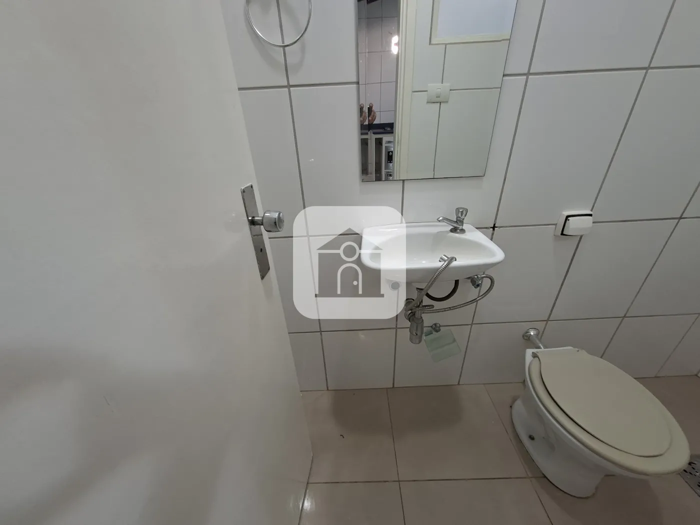 Alugar Casa / Sobrado em Uberlândia R$ 3.300,00 - Foto 11
