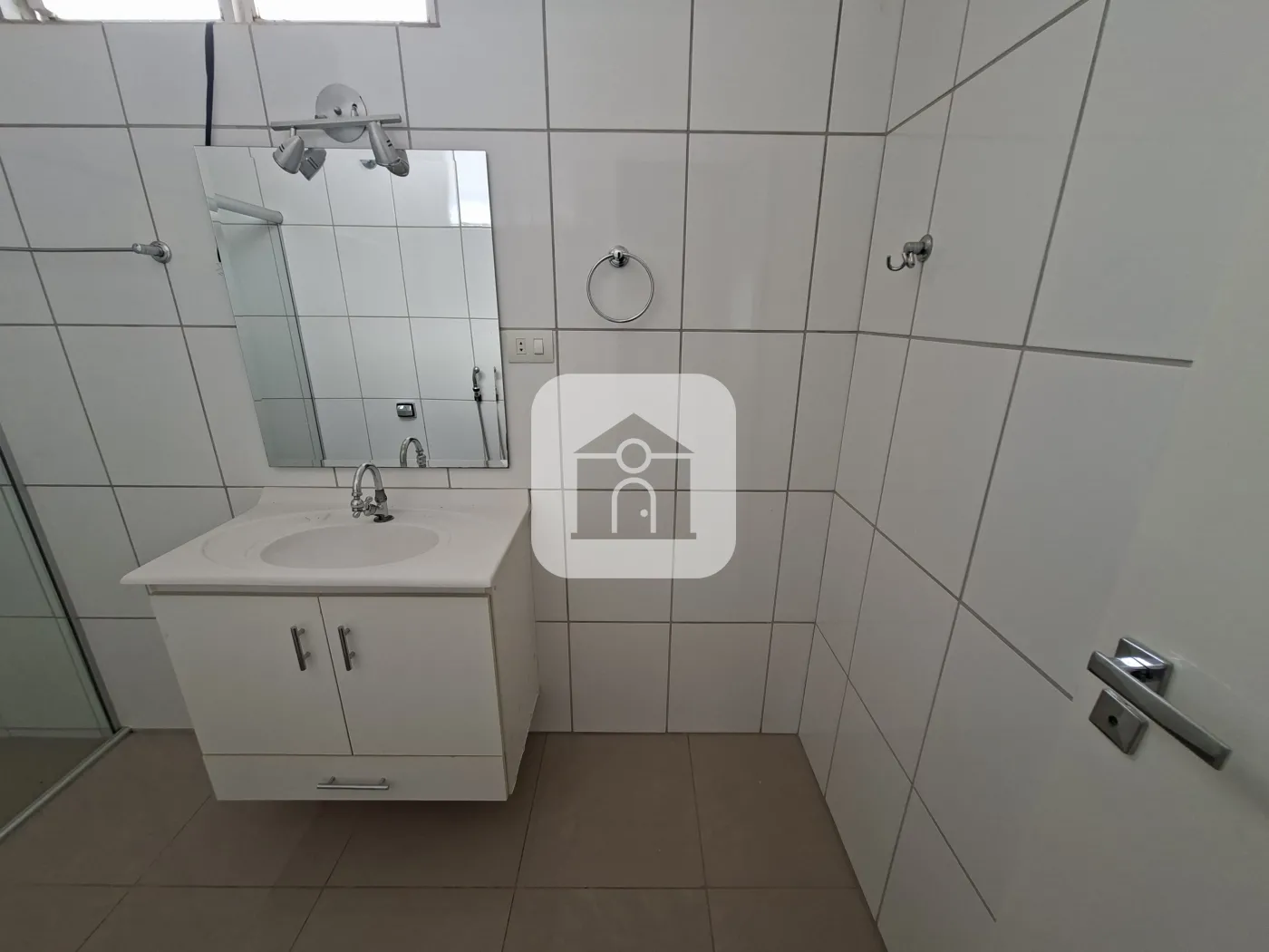 Alugar Casa / Sobrado em Uberlândia R$ 3.300,00 - Foto 22